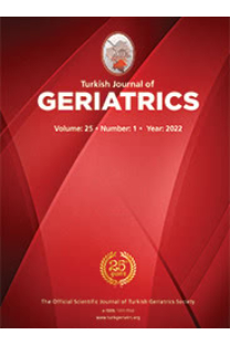 Türk Geriatri Dergisi kapağı